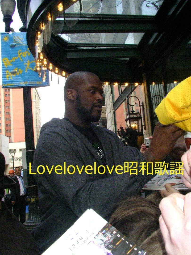 ◆NBAスーパースターSHAQシャキールオニール直筆サイン＆フィギュア珍品印刷物