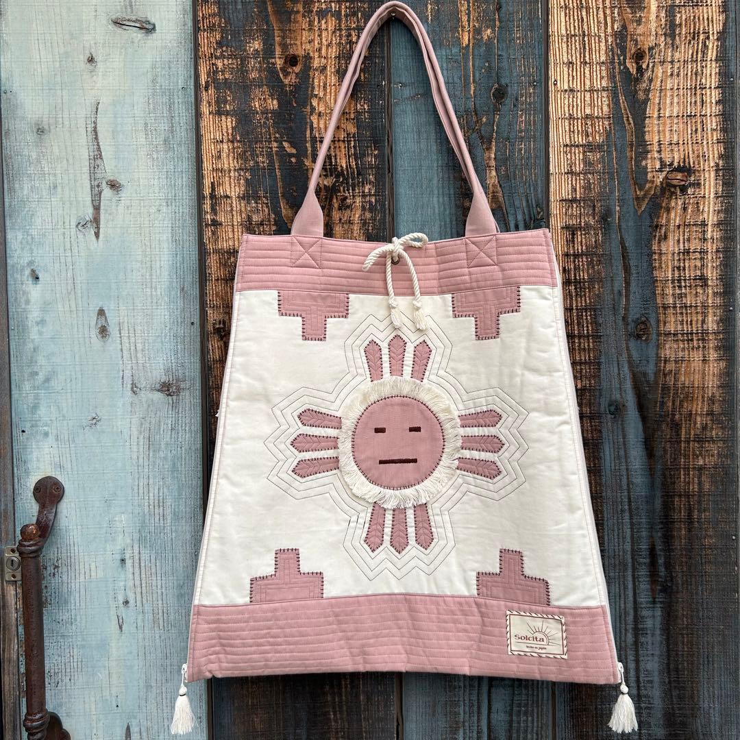 トートバッグにもなるサーフボードキャリーバッグ