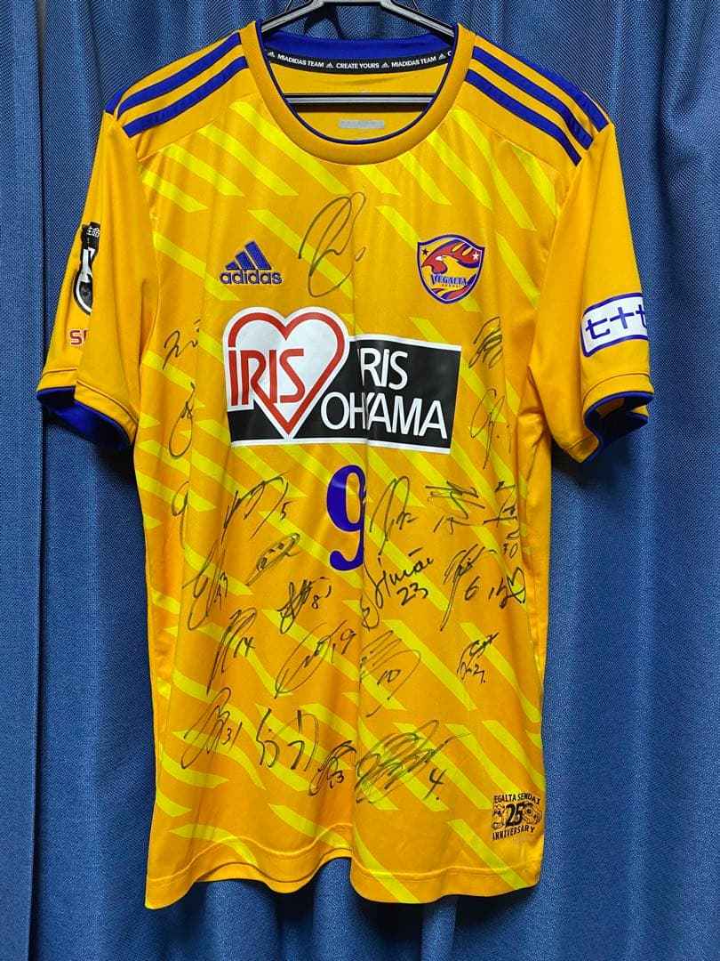 ベガルタ仙台　ハモン・ロペス選手(#9) サイン入りユニフォーム
