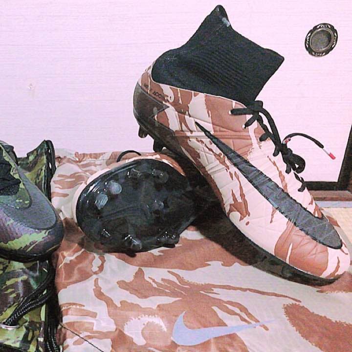 シューズ NIKE HYPERVENOM PHANTOM ll SE FG