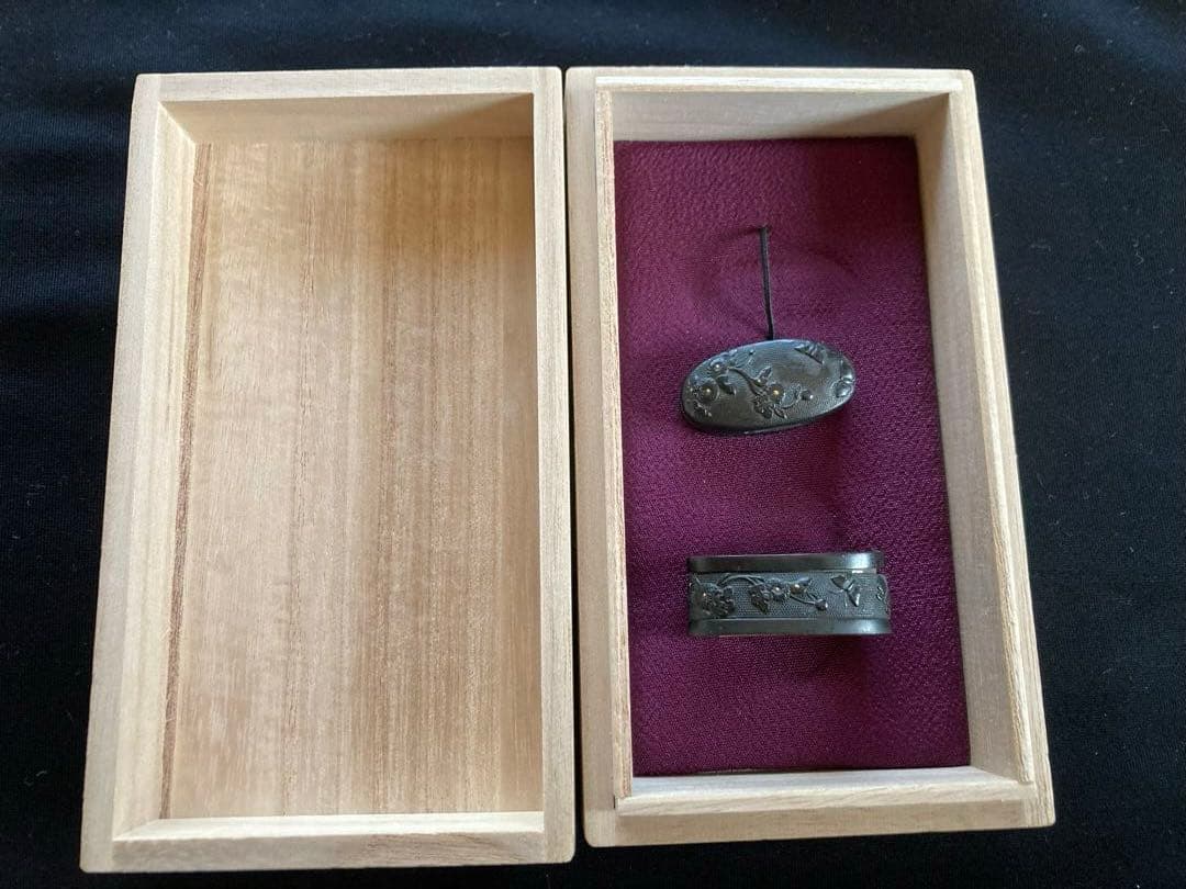 赤銅縁頭　刀装具