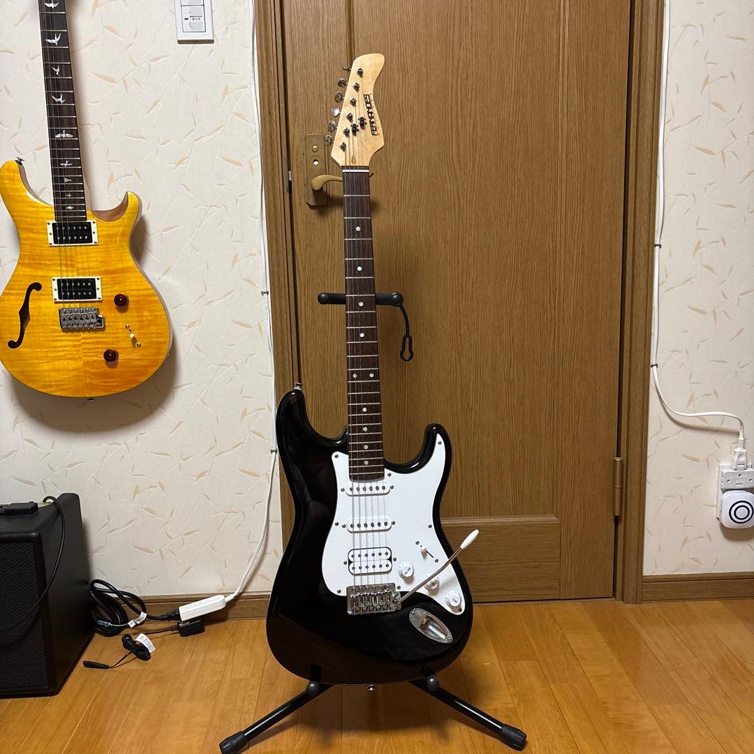 FERNANDES ストラトキャスタータイプ エレキギター SSHピックアップ