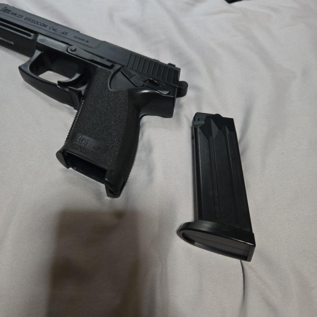 東京マルイサムライエッジとソーコムセット