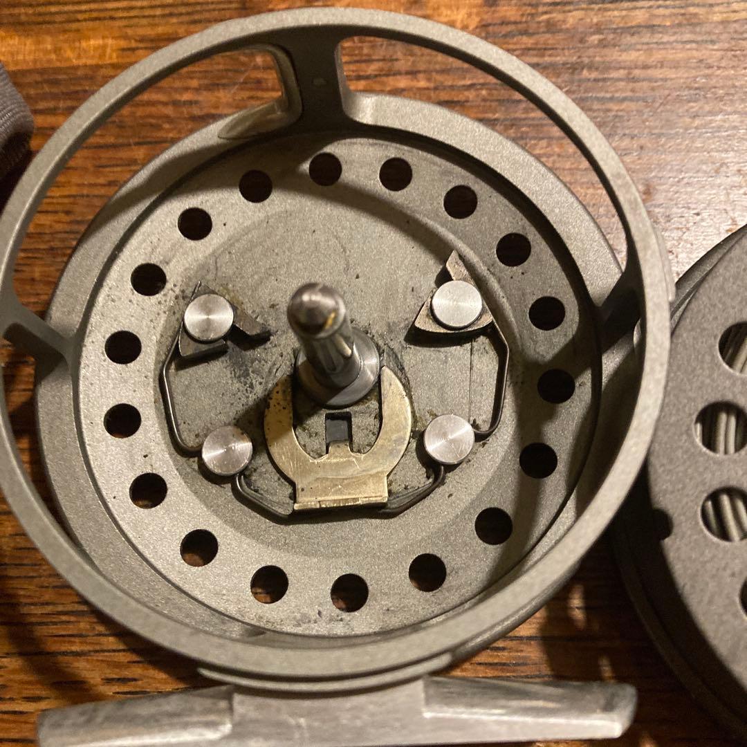 ハウスオブハーディ、フライリール 収納袋付き.　JLH ULTRALITE #５