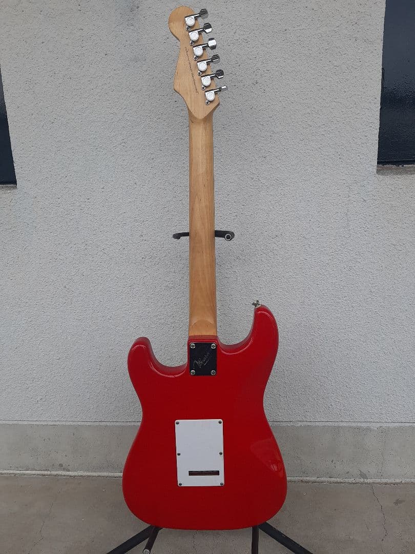 最終値下げ世界に1本ＡＩＹストラトタイプギターSSS赤完全調整済ノイズレス