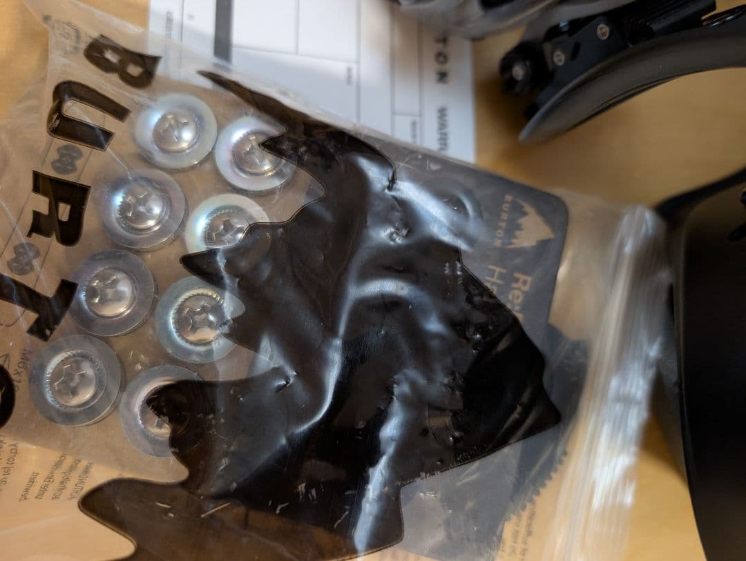 み*き様 ウィメンズ バートン スノーボードバインディング スクライブ ブラック