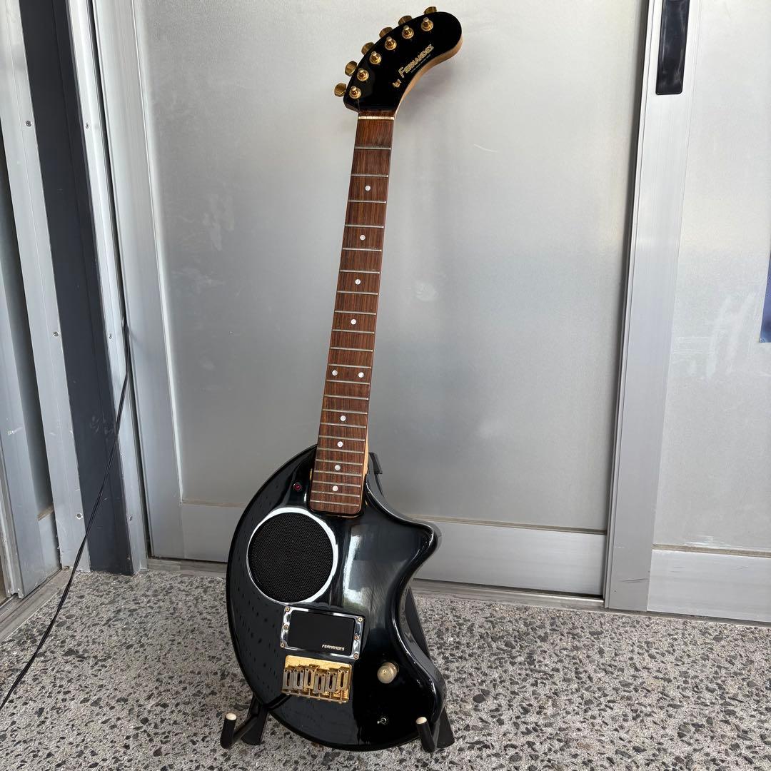 FDRNANDES Z0-3 アンプ内蔵 スピーカー内蔵 エレキギター ブラック
