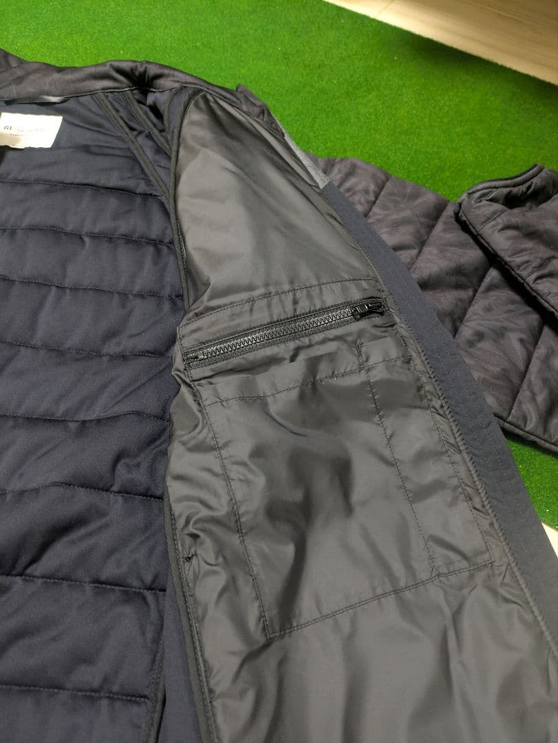 TravisMatthew　トラビスマシュー　ダウンジャケット　Lサイズ