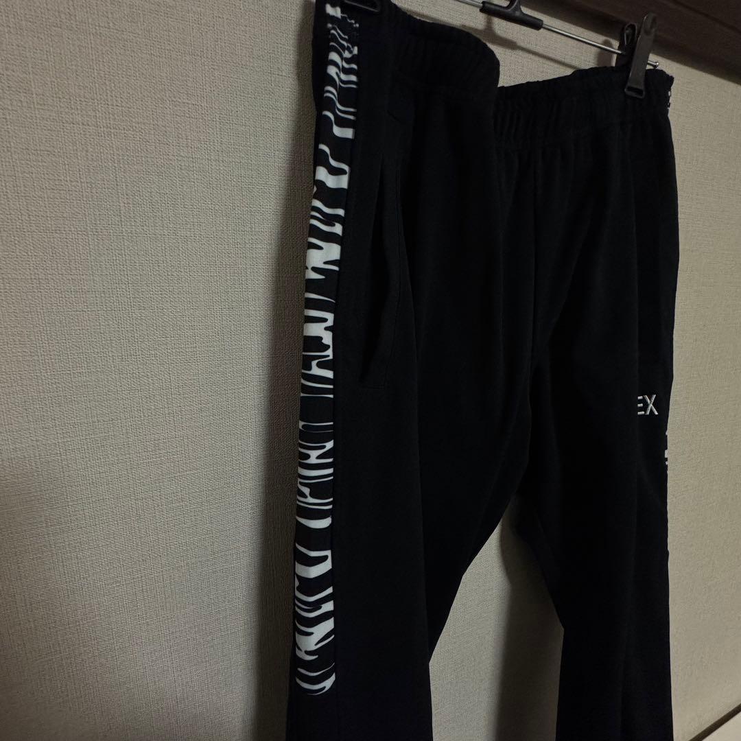 ヨネックスYONEX ブラック ウォームアップウェア　パンツ　日本代表