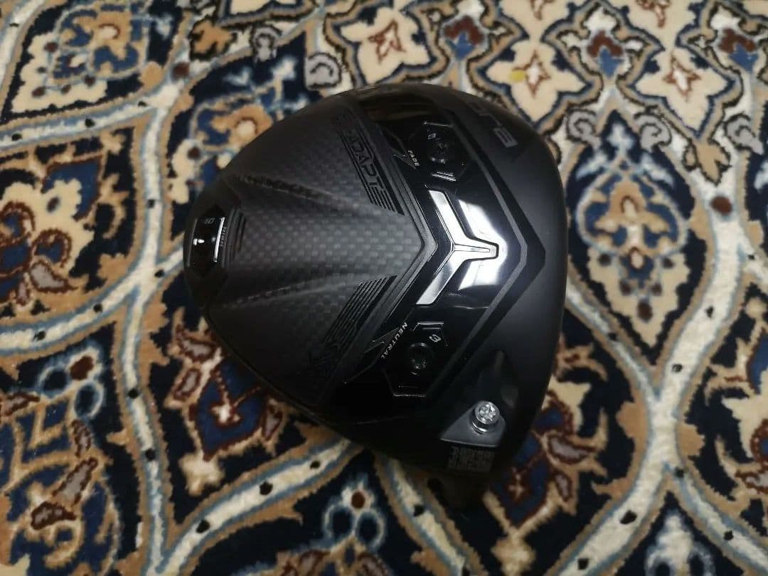 【美品】DS ADAPT LS　コブラ　ドライバー　9°