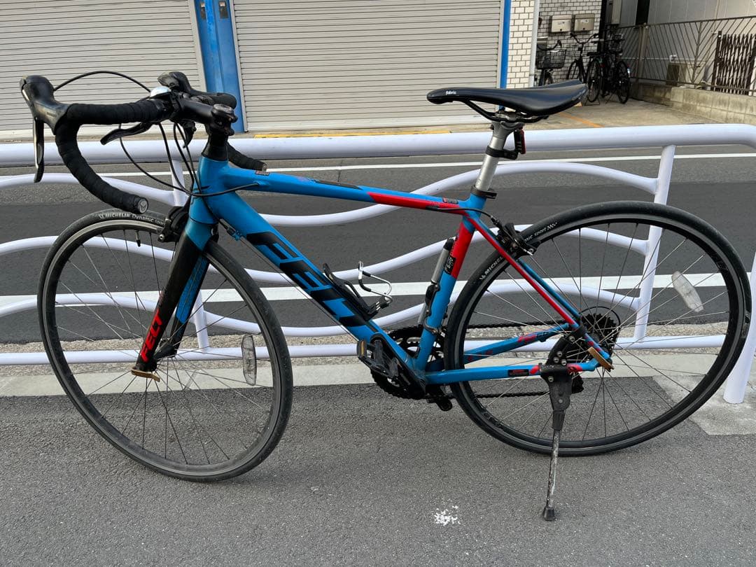 FELT ロードバイク