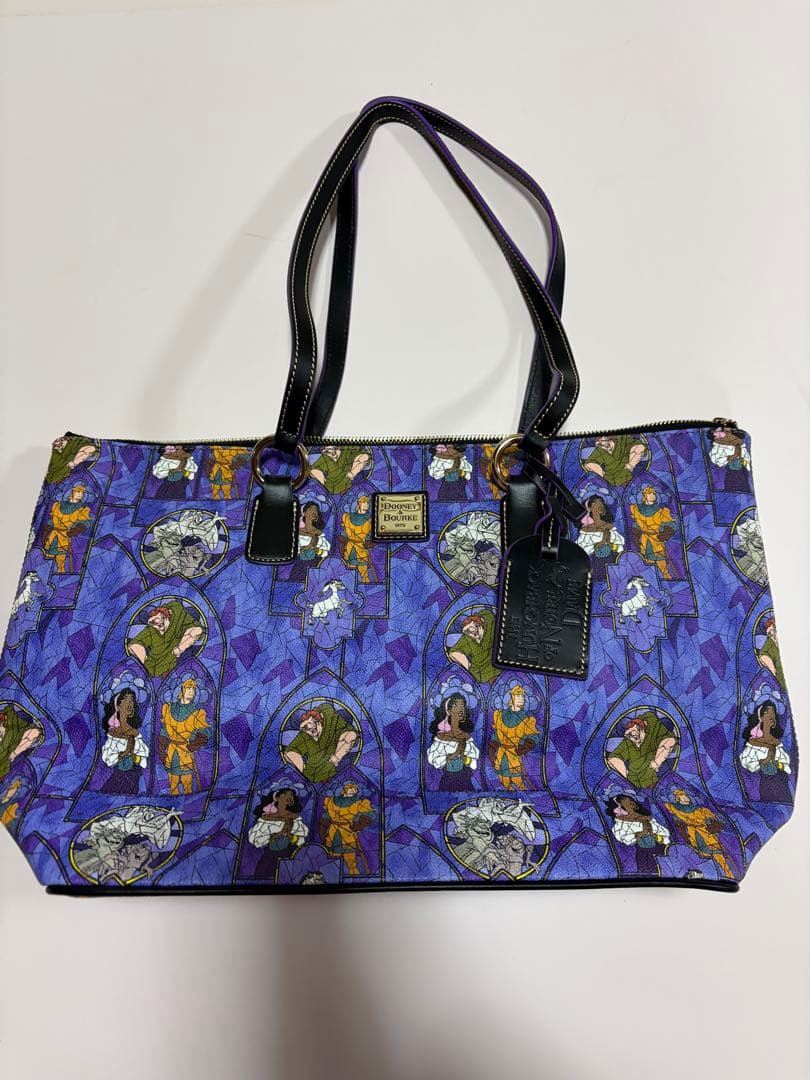 Dooney&Bourke ノートルダムの鐘　トートバッグ　日本未発売　美品