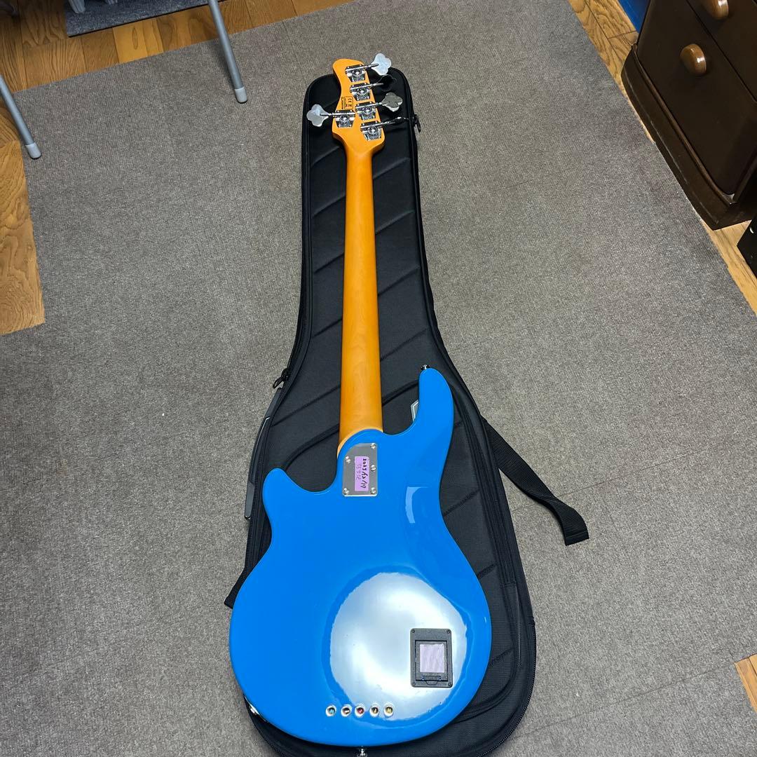 SIRE Z3-5 美品。保証期間内