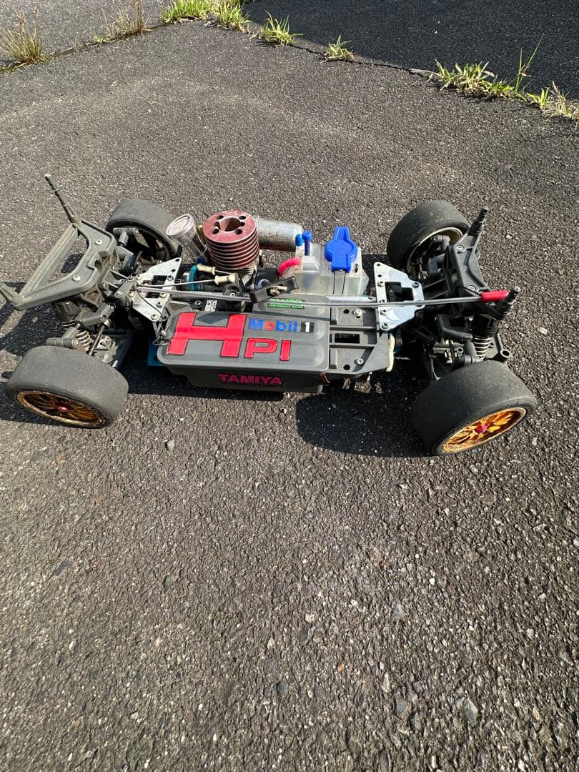 ガソリンエンジン RCカー　当時物　　写真の物全て