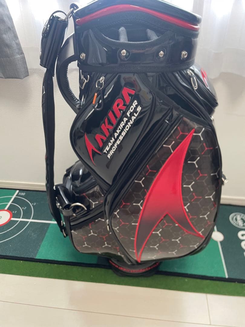 AKIRA ゴルフバッグ ブラック/レッド