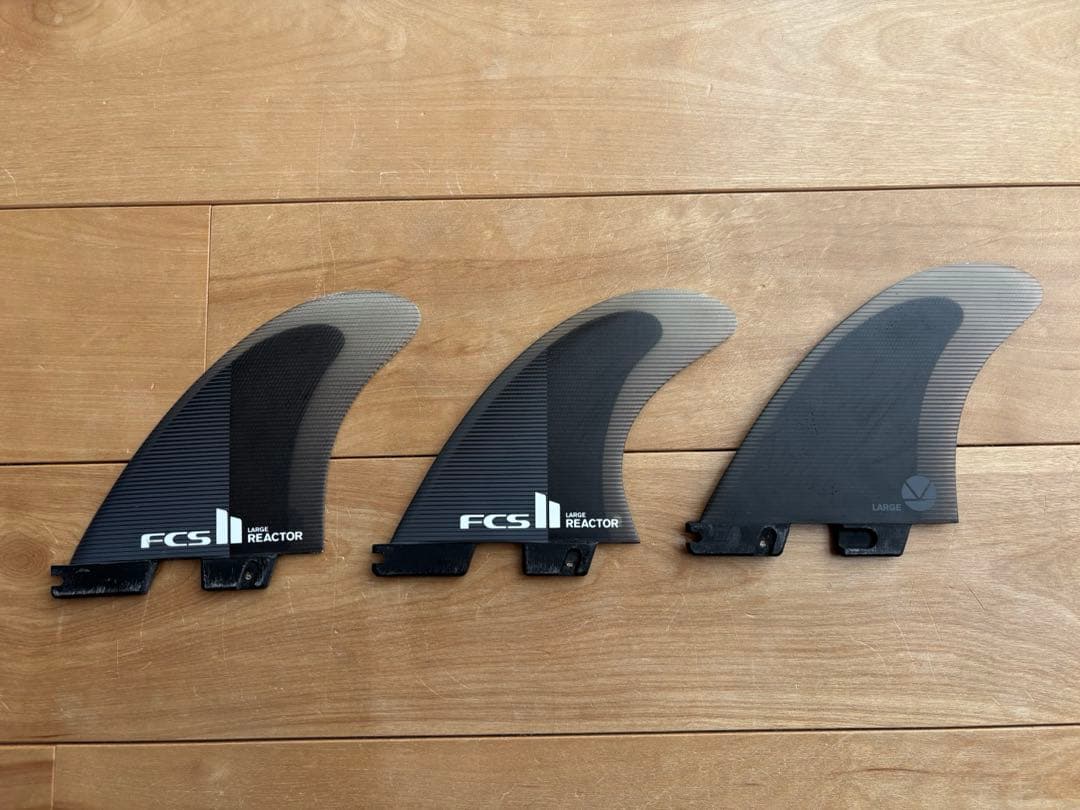 FCS II REACTOR サーフボードフィン LARGE
