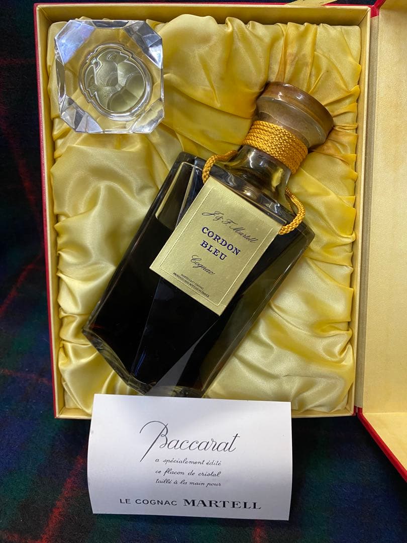 マーテル コルドン ブルー バカラ クリスタル 700ml コニャック　箱付き