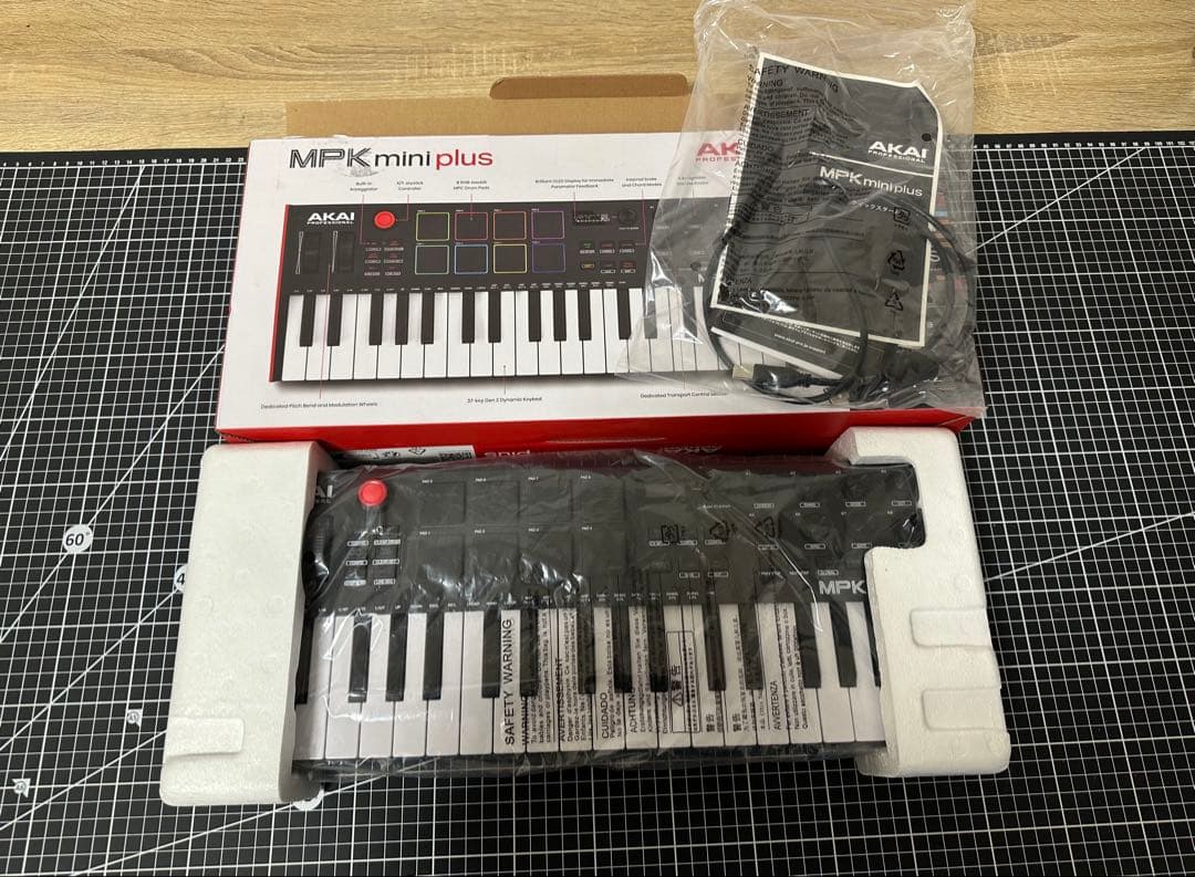 DTM・DAW AKAI MPK mini plus