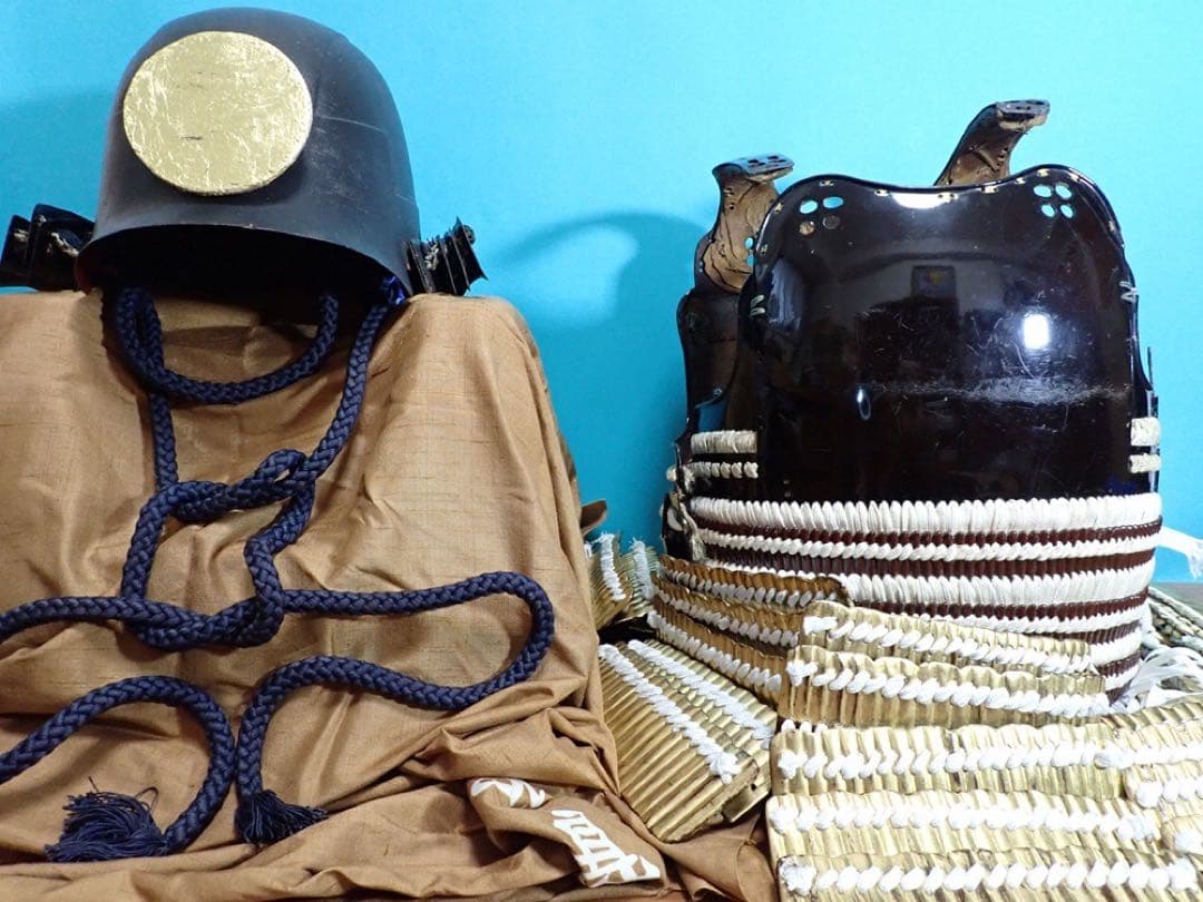 江戸時代初期の兜と甲冑