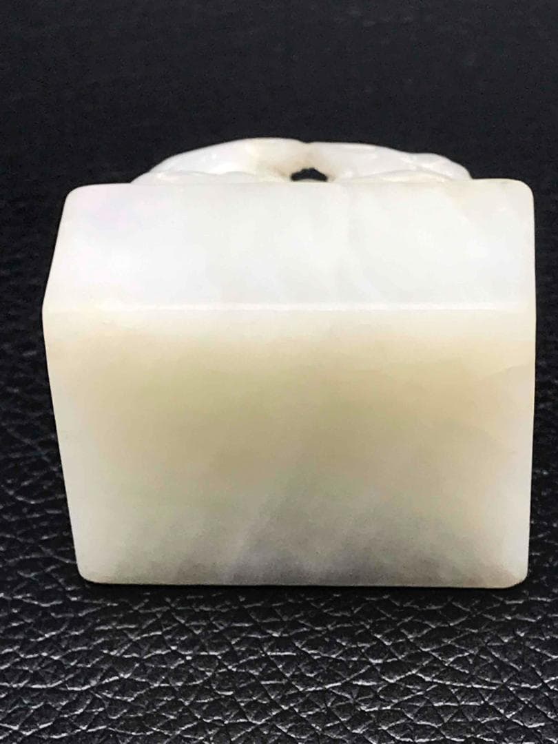 中国古美術　和田玉　古印　白玉印　双龍紋鈕　純粋和田玉　高玉質(F-65)