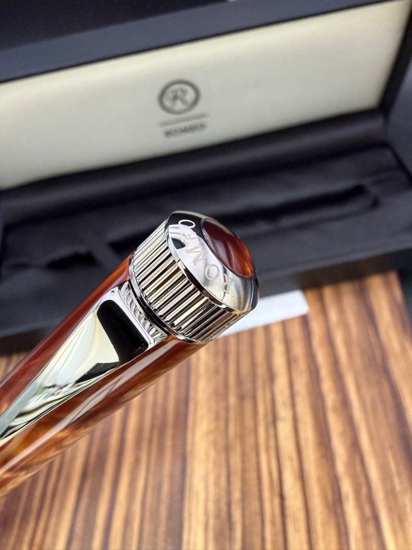 伊東屋 Romeo ボールペン NO.3 イタリアンアンバー 太軸 未使用品