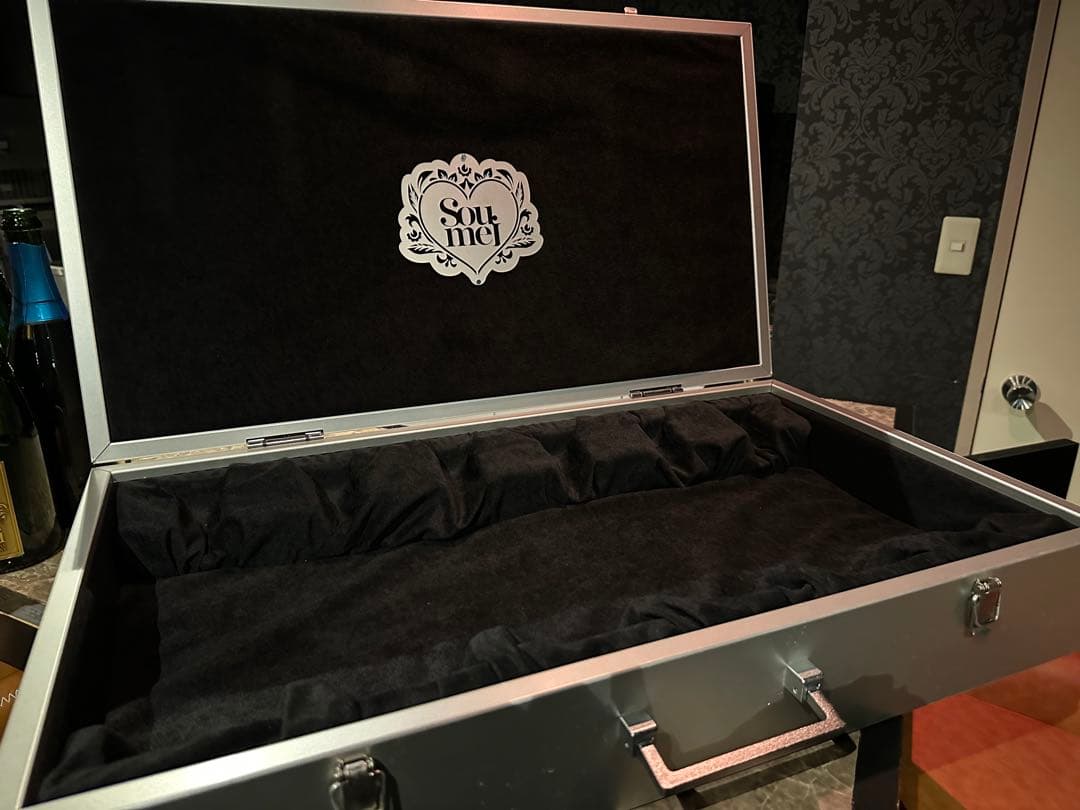 シャンパン空き箱