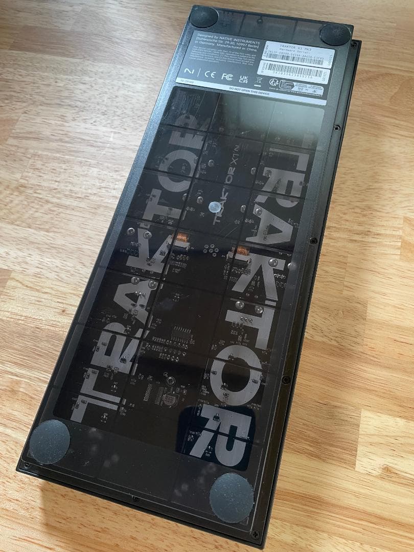 DJ機材 TRAKTOR X1 MK3 native instruments