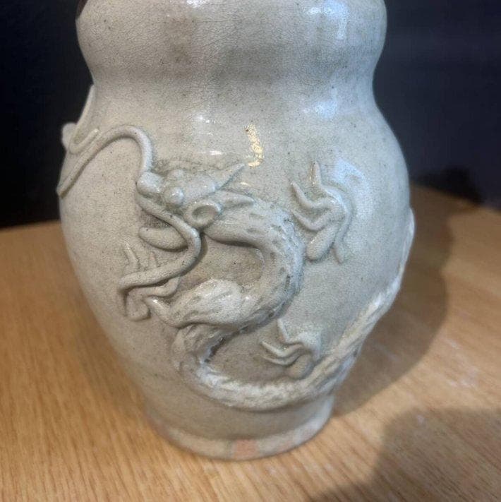 S8011　中国美術　唐時代　唐代　越州窯　青磁　龍耳瓶　花瓶　花器