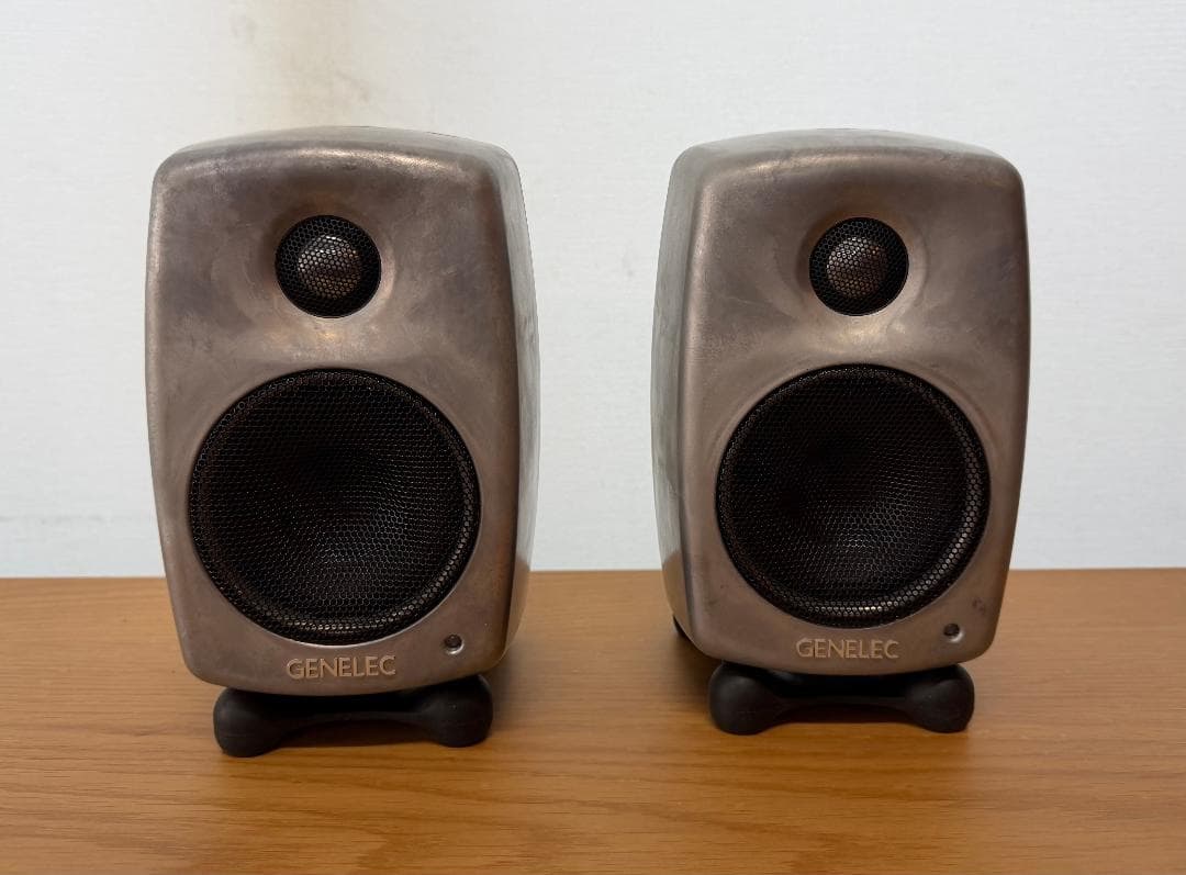 GENELEC G One RAW スタジオモニタースピーカー