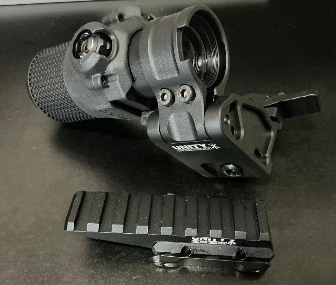 Novel arms 3X マグニファイア　とunity マウント　セット