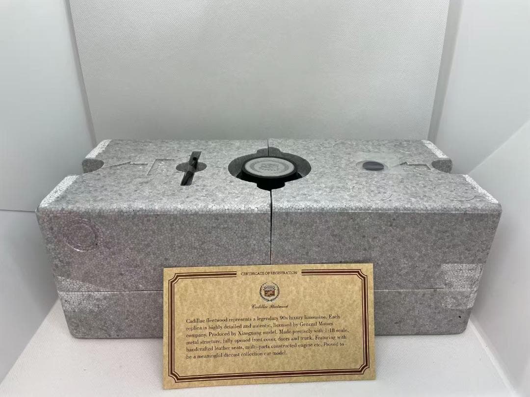 103-010 XIAOGUANG 1/18 キャデラック フリートウッド