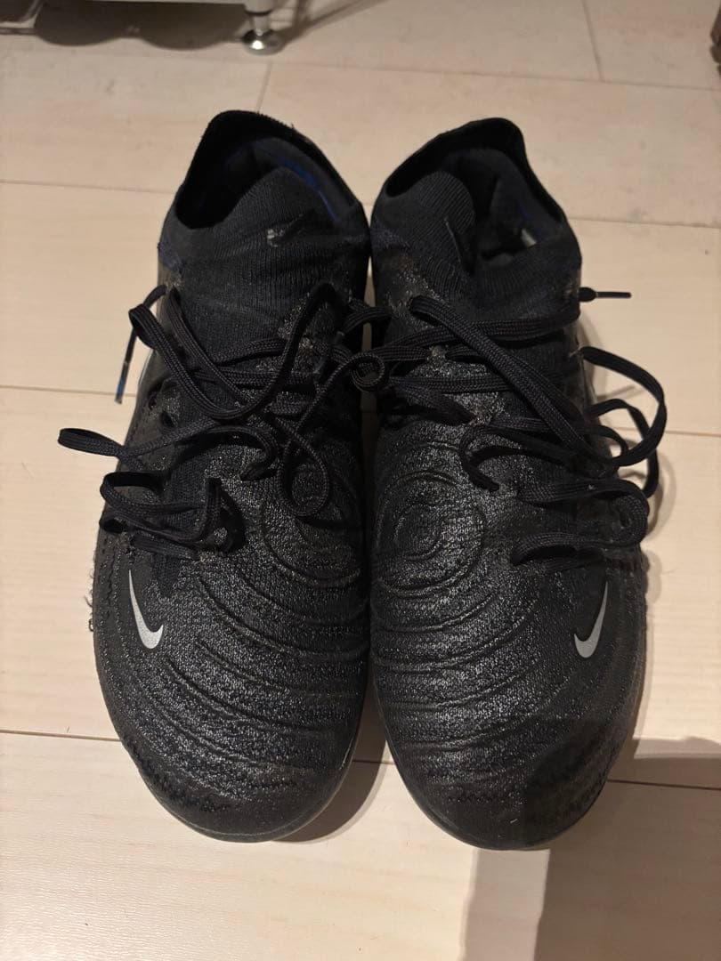Nike ブラック サッカーシューズ スパイク　ファントム　25