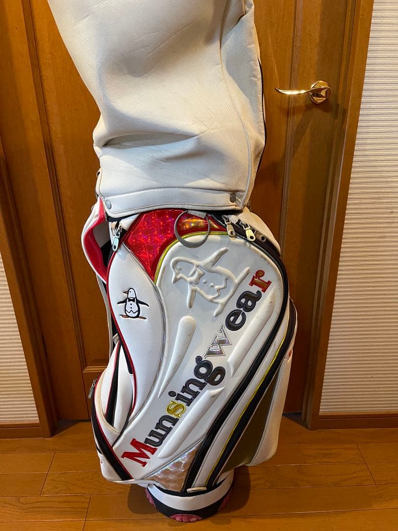 マンシングウェアゴルフバッグ　ゴルフクラブ