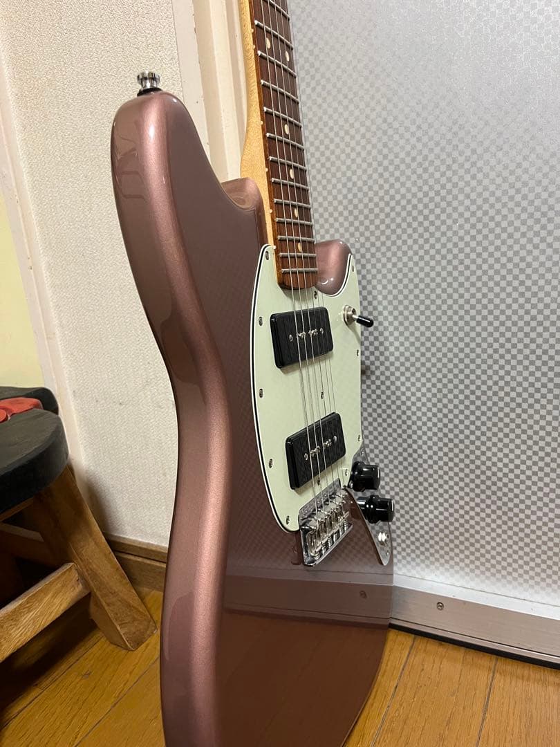 美品/ FENDER Mustang 90, Burgundy ムスタング