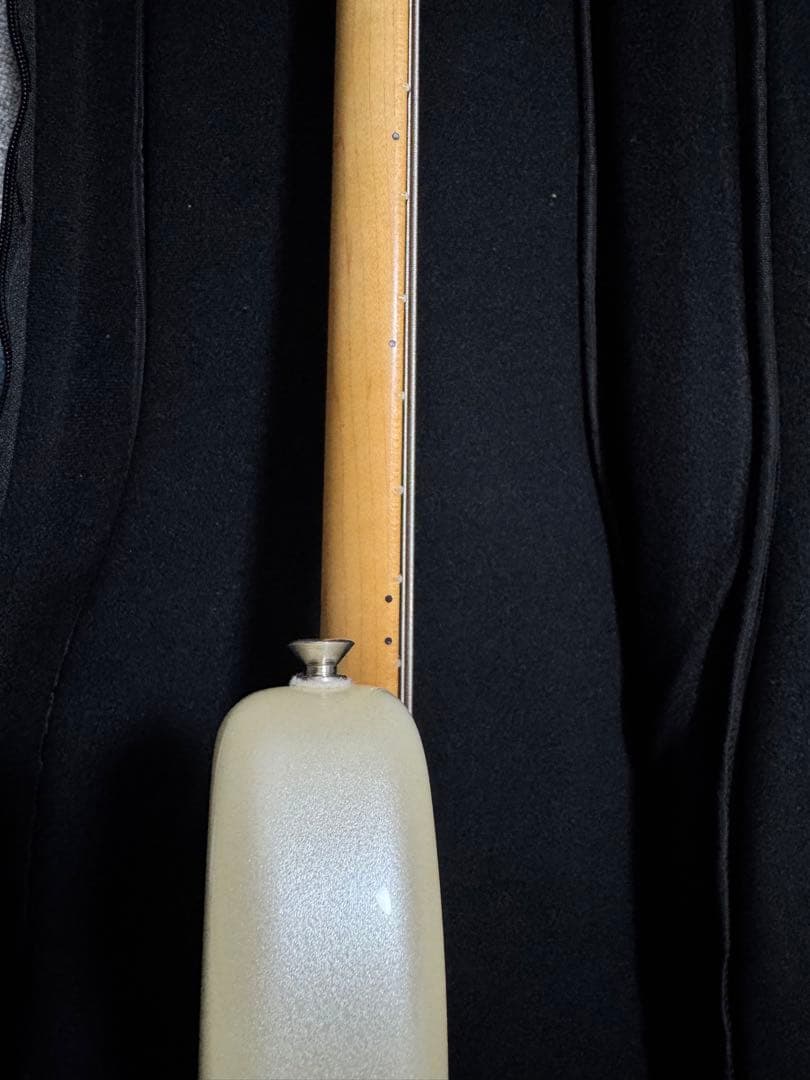 ベース Fender Player Plus Jazz Bass