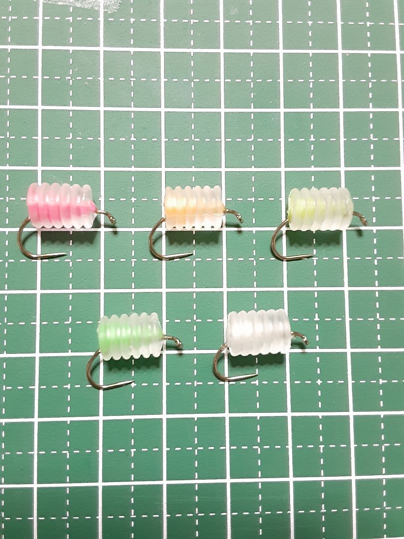 管釣り エリアトラウト ペレットルアー  グロー　5個　セット