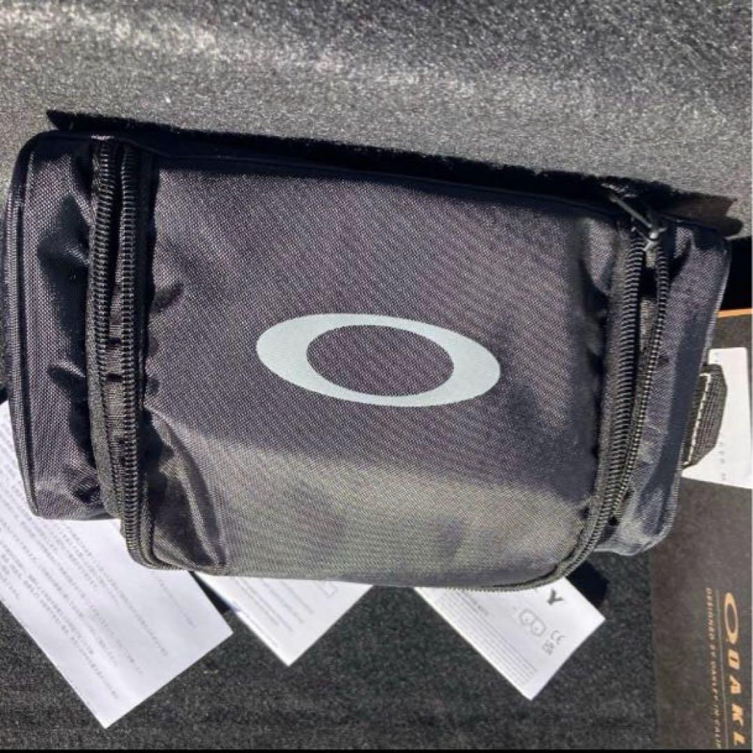 新品未使用　フライトトラッカーM　オークリースノーゴーグル　オークリーゴーグル