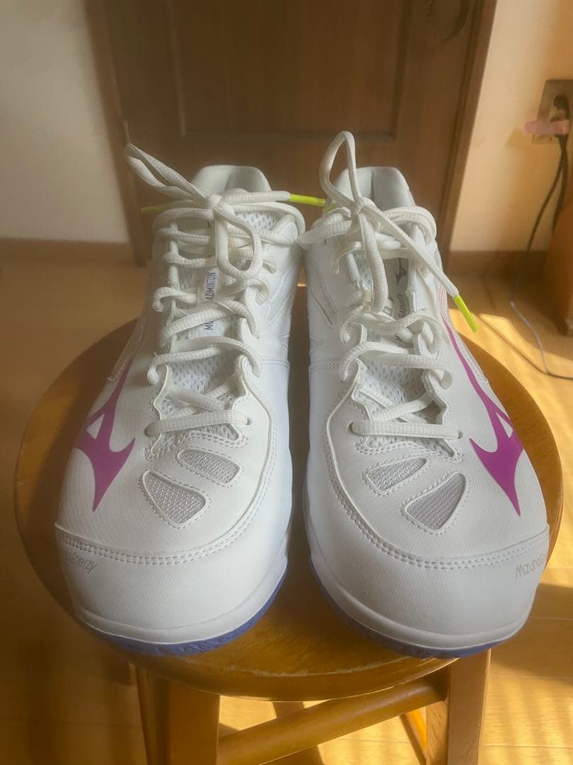 ミズノ　waveclaw 2 試着のみ