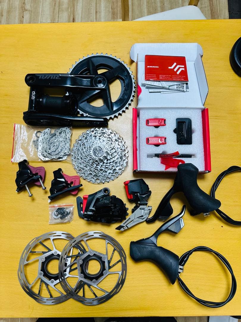SRAM Rival eTap AXS フルセット