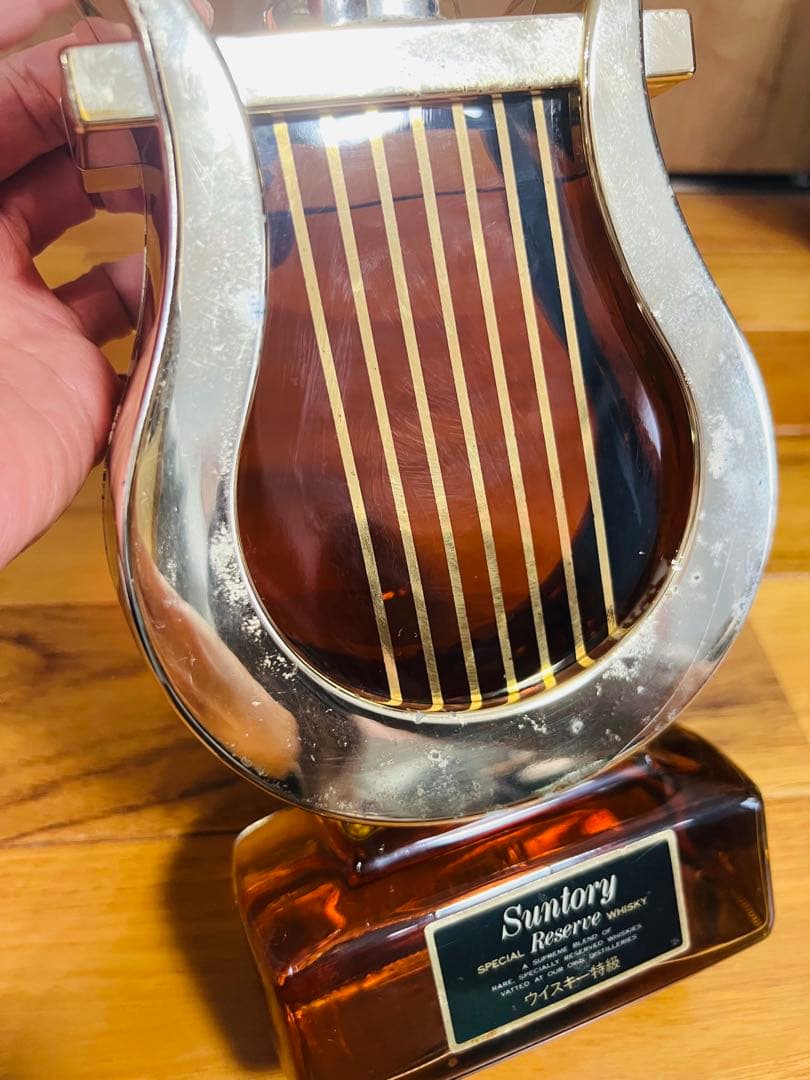 【未開栓】サントリー SUNTORY スペシャルリザーブ ハープ型ボトル