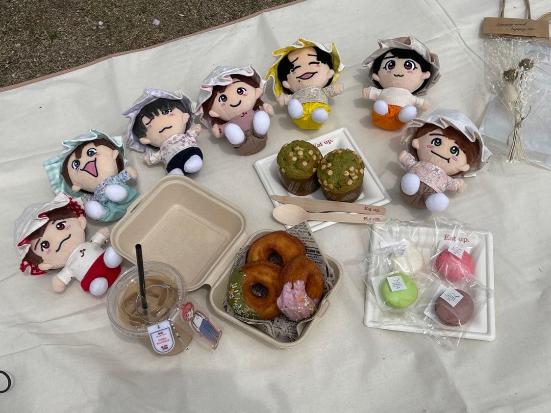 ハンドメイド　オーダー　なにわ男子　ちびぬい　服　帽子　ツアー