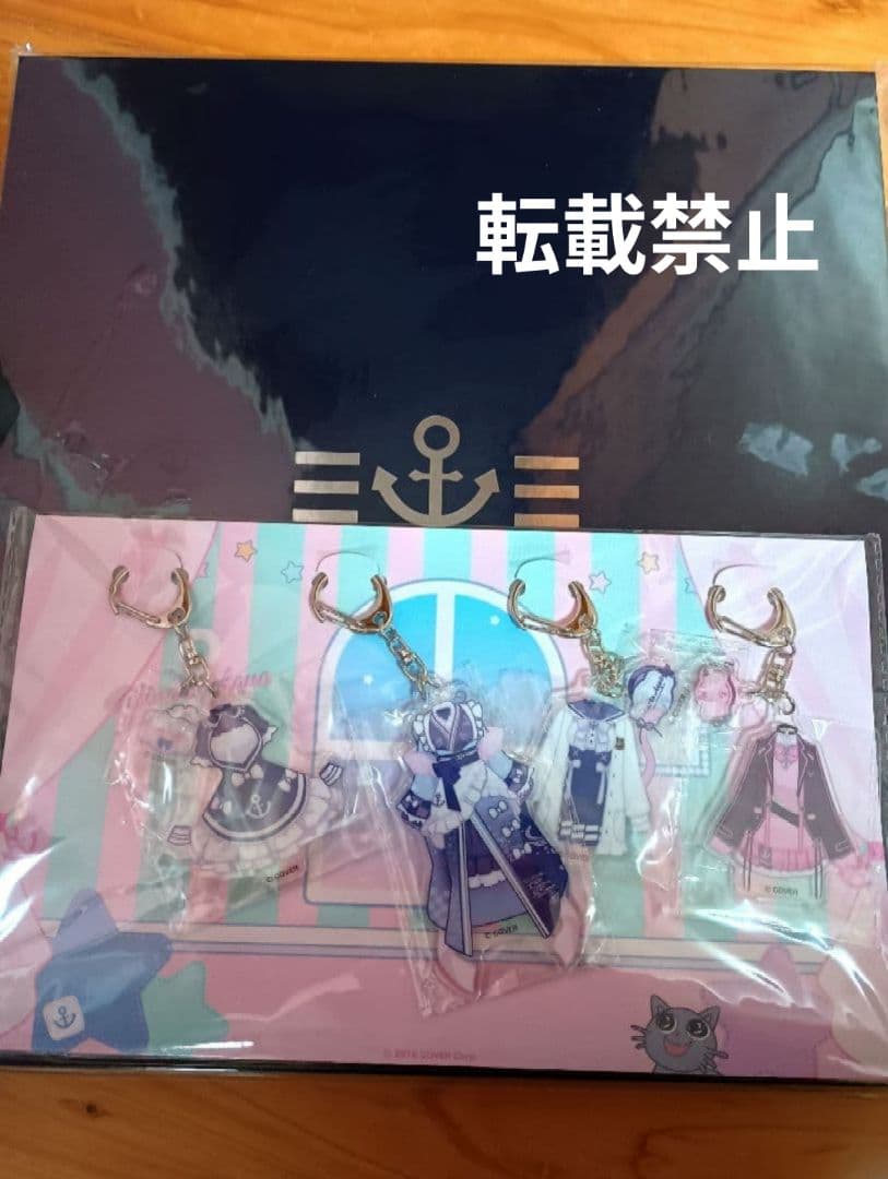 湊あくあ 活動6周年記念　ホロライブ　2個セット　アルバム　キーホルダー