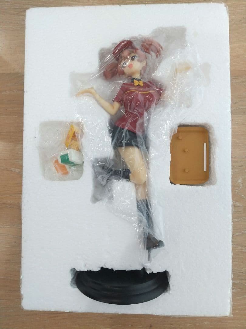 はたらく魔王さま！ 佐々木千穂 1/7 完成品フィギュア X-PLUS