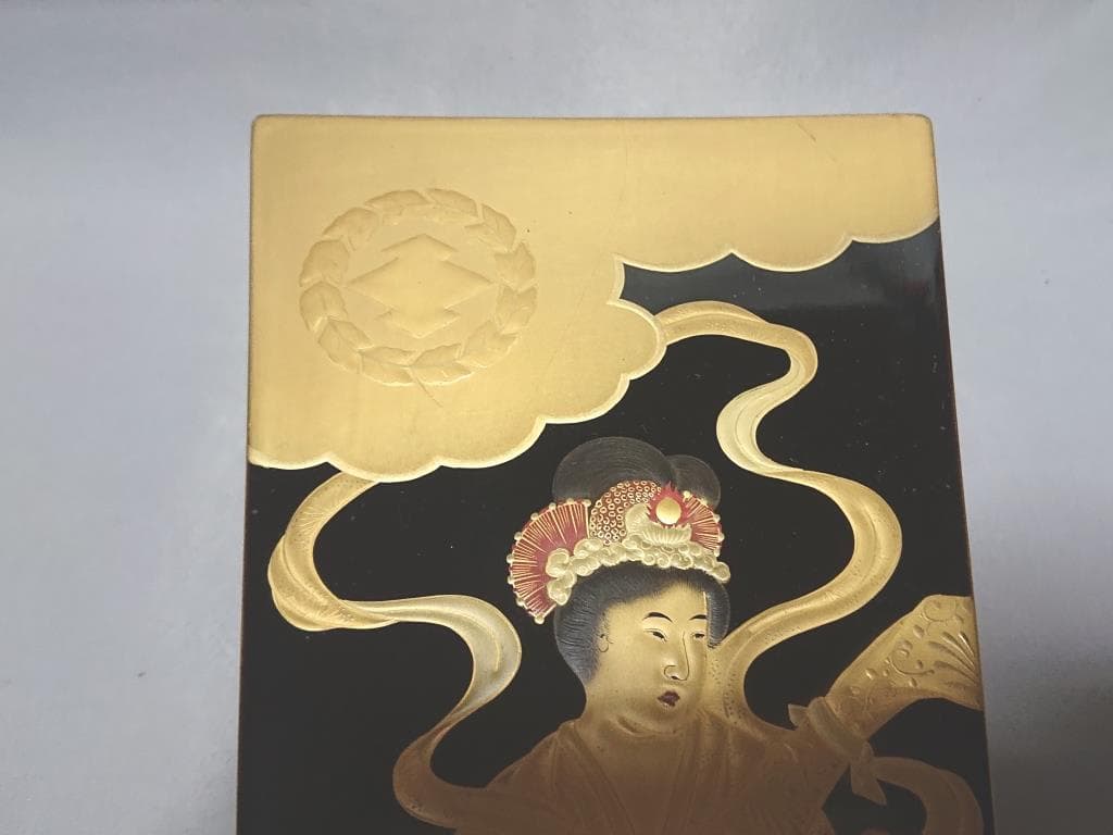 旧家蔵出し　羽子板　豪華蒔絵「天女の羽衣」木箱入り