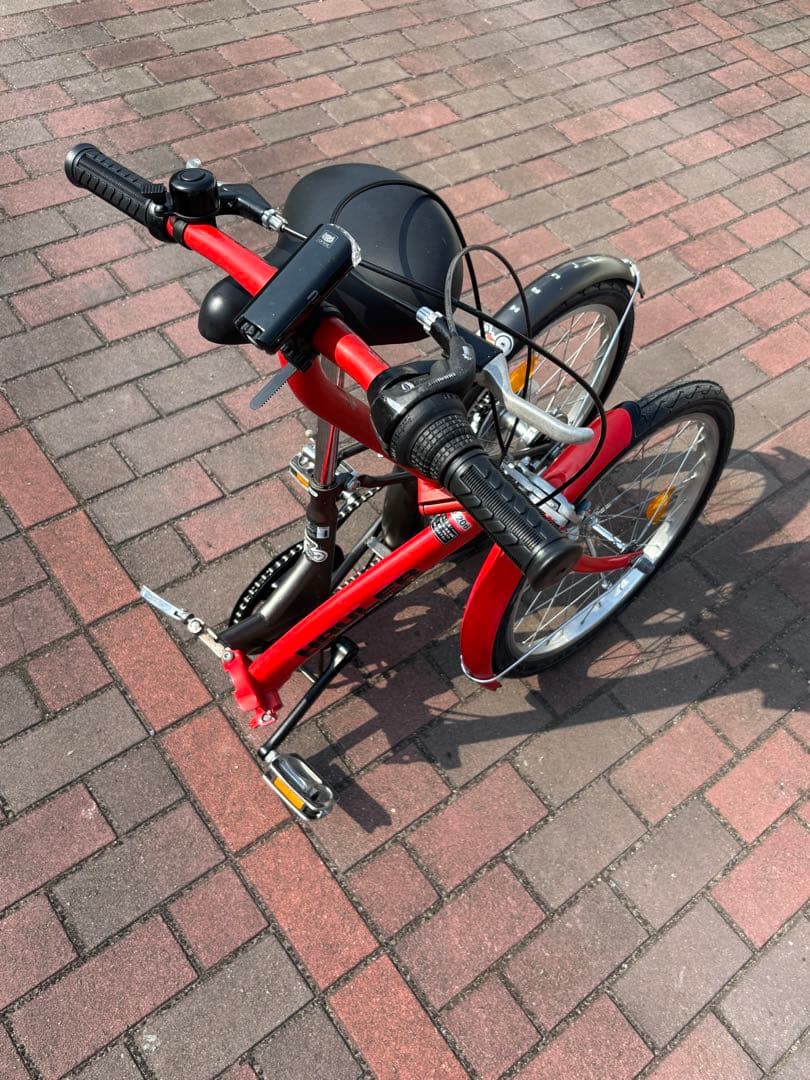 新品タイヤに6段変速機付・折り畳みミニベロ(20㌅)お引取りでも、配達も可能]