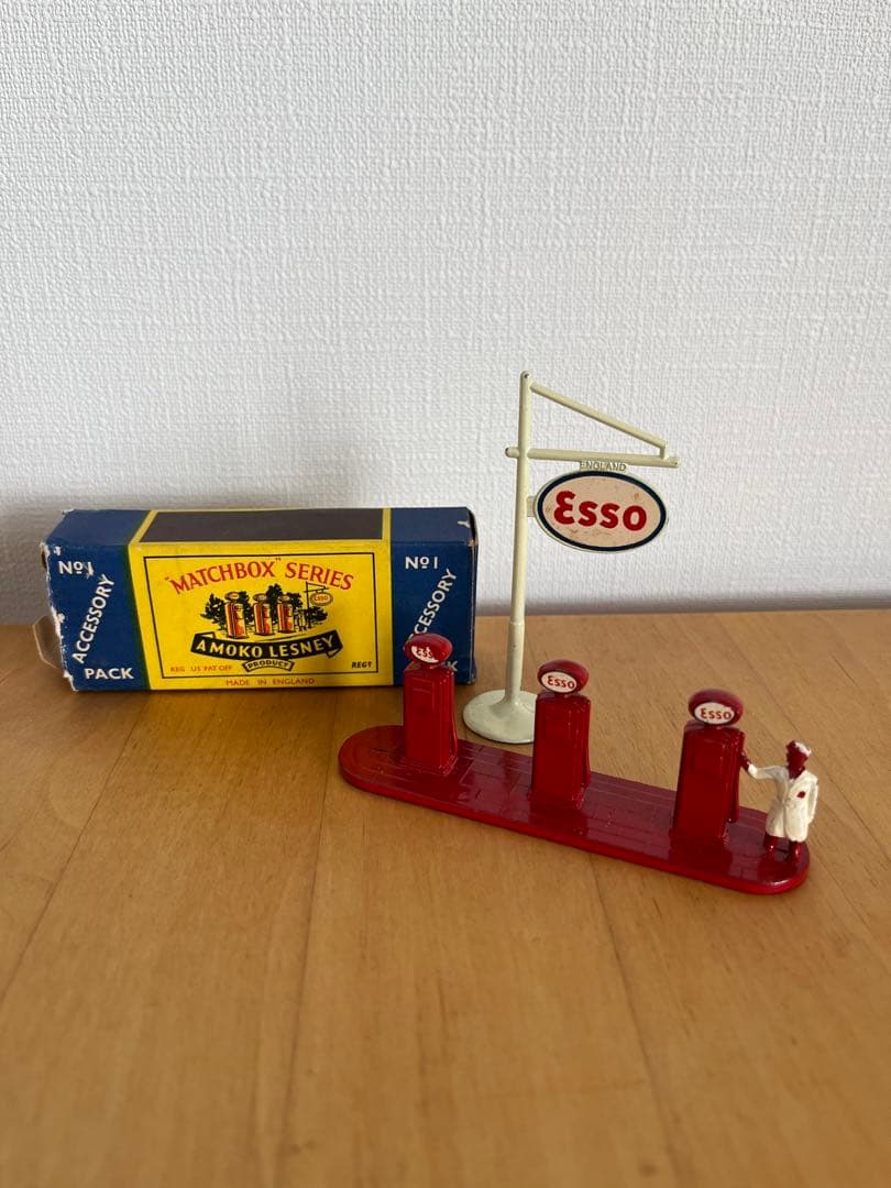 マッチボックス　レズニー　ESSO（エッソ）