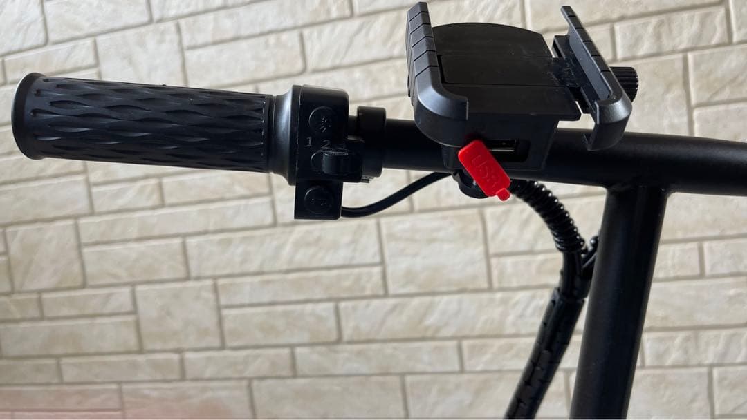 電動自転車　48V/8ah