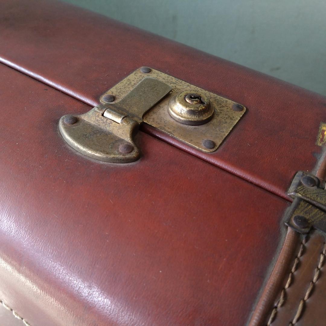 古いトランク　古道具