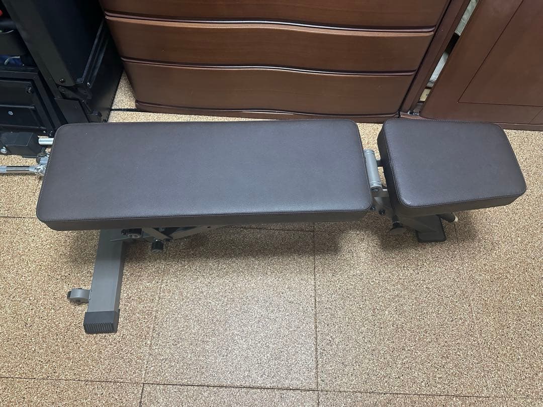 【送料込み】リーディングエッジ アジャスタブルベンチ