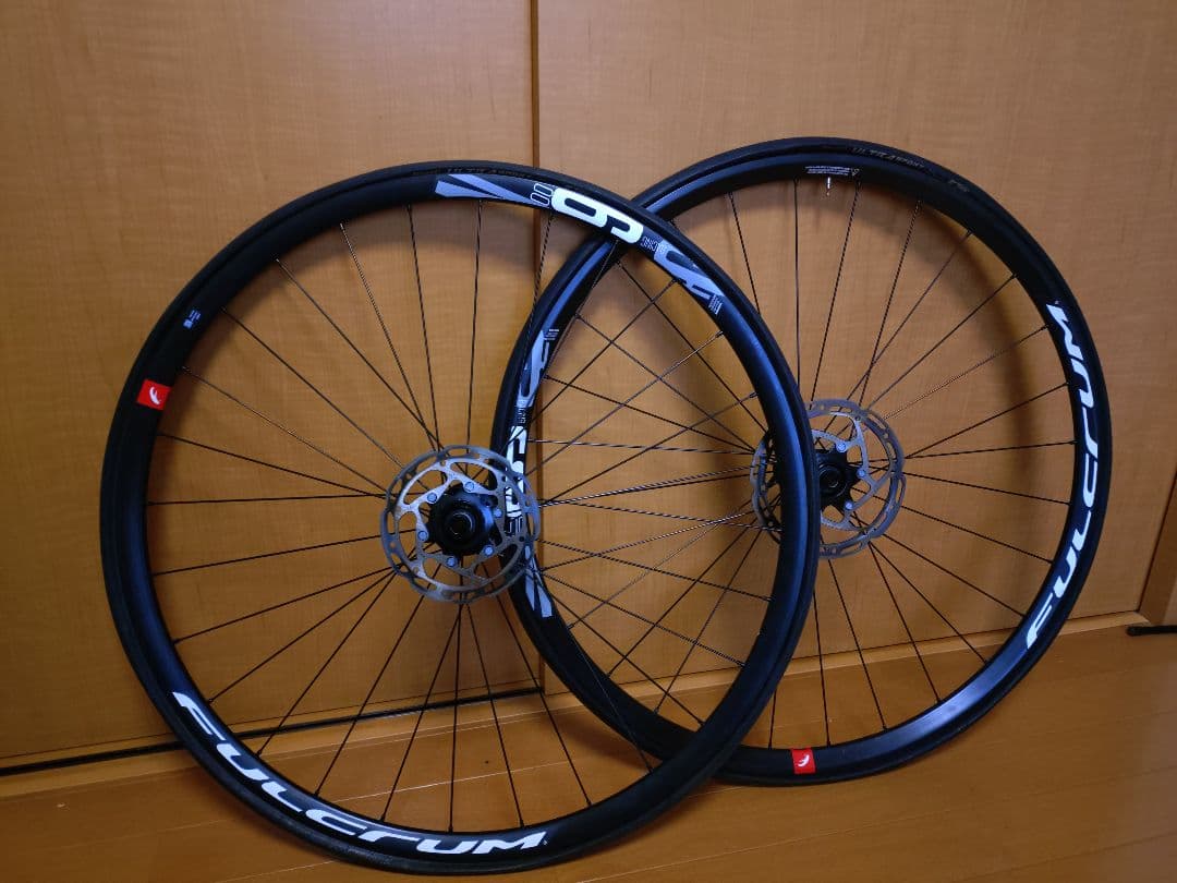 FULCRUM ホイール　ウルトラスポーツ　25c